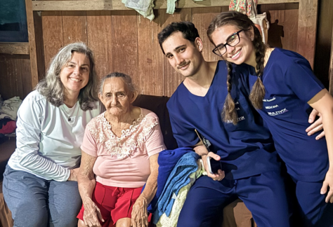 Imagem: visitas as comunidades